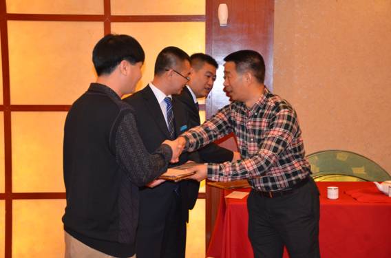 1747624432859916.jpg deb56b0995b4aa713bc4afc2a2a5e6fe_20121213154648639260.jpg